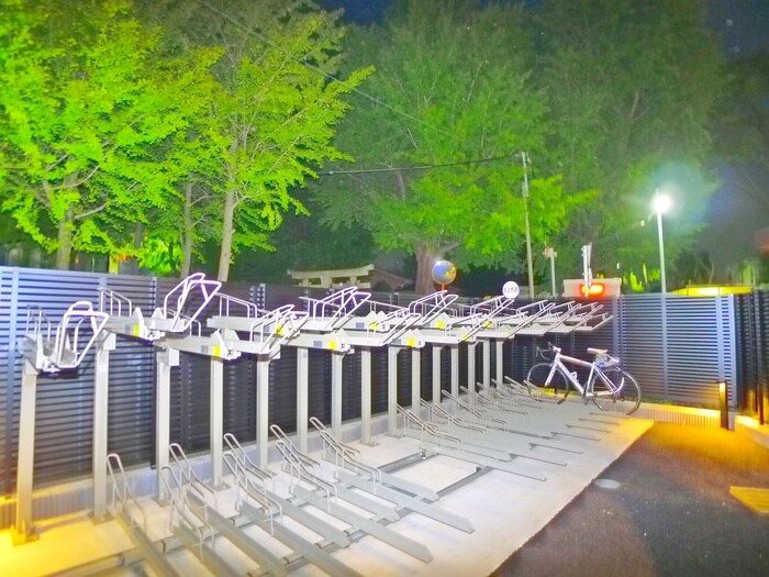 駐輪場 エストゥルース亀有(103)