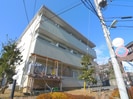 ジュネス高峰の外観
