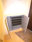 靴箱 Briller Plume（ﾌﾞﾘｴ ﾌﾟﾘｭﾑ）