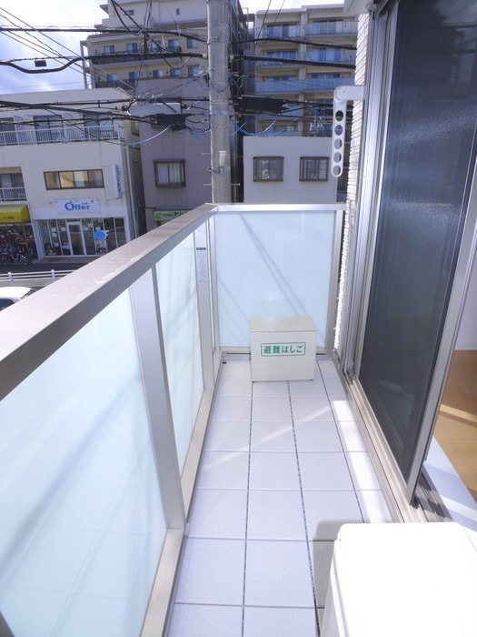 ベランダ・バルコニー Briller Plume（ﾌﾞﾘｴ ﾌﾟﾘｭﾑ）