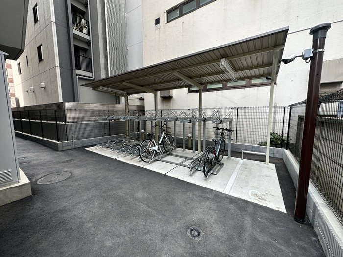 駐輪場 ヴィークブライト蔵前