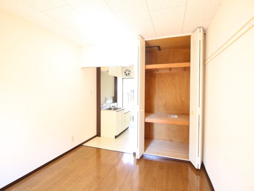 収納 エコーハイツＫ