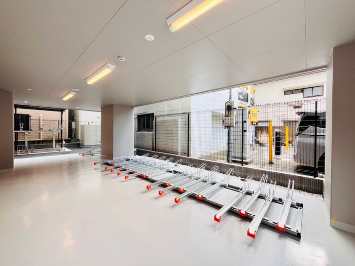 駐輪場 ジオエント上野稲荷町