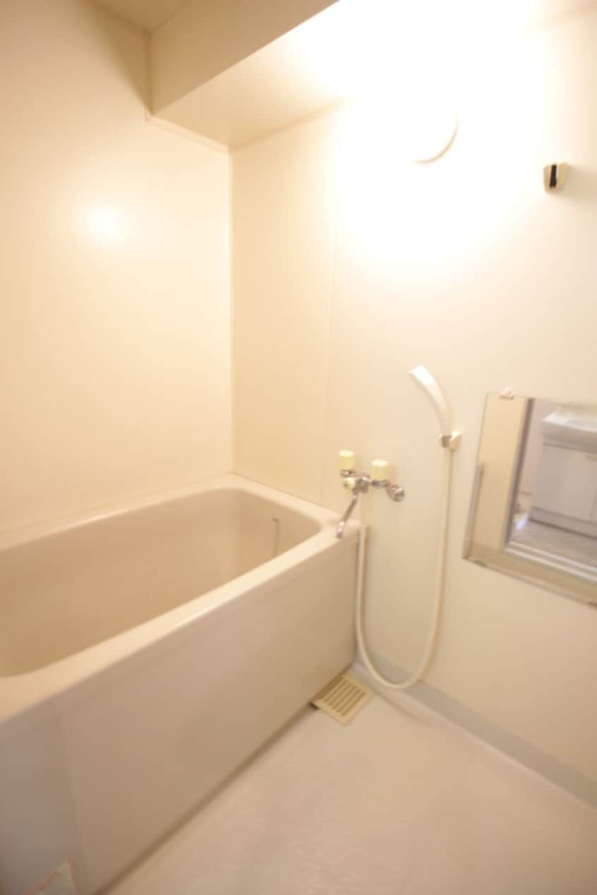 バス／シャワールーム等 ヴィラ峯