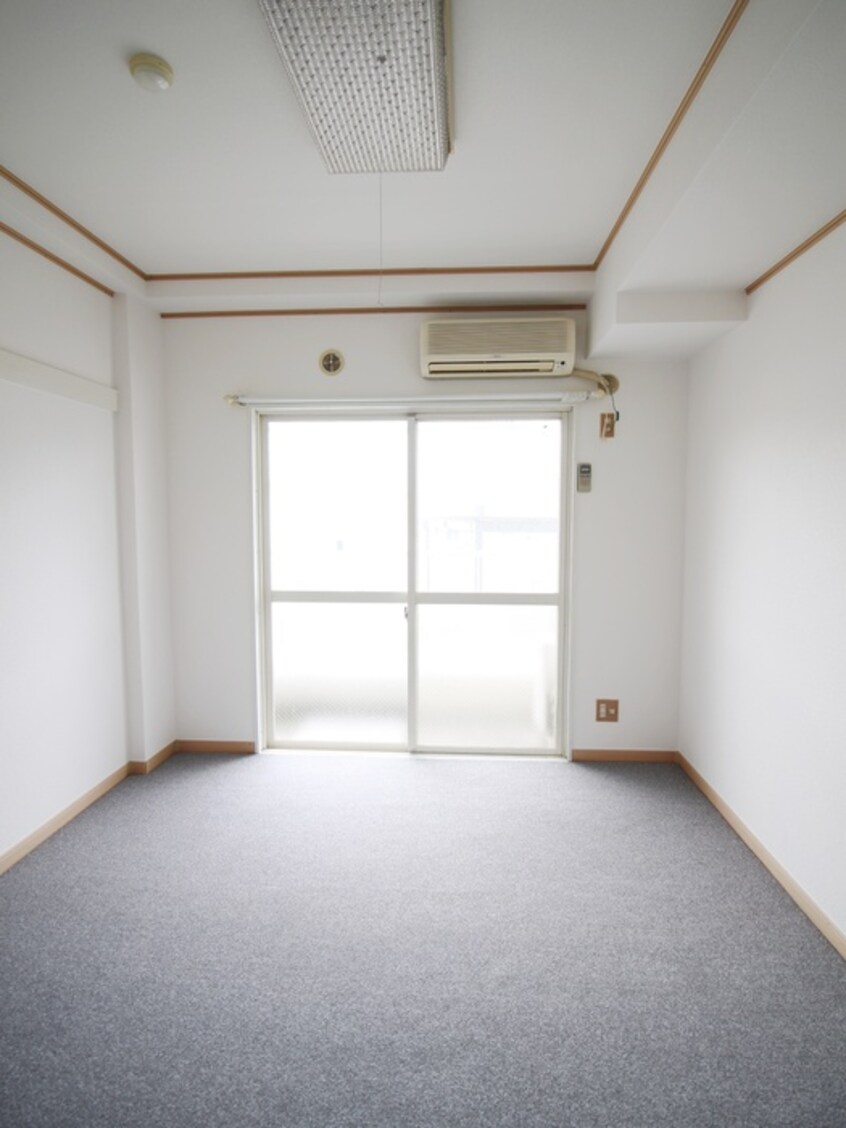 居室 シャトーロマネ