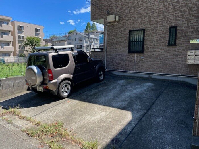 駐車場 アルメリア