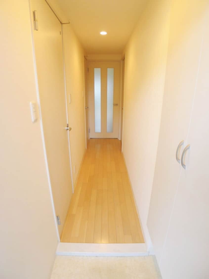 玄関 レ・ゼ－ルⅡ