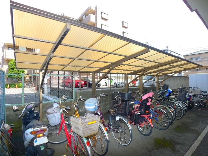 駐輪場 メンション　ロータス