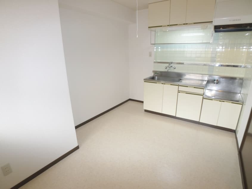 キッチン メンション　ロータス