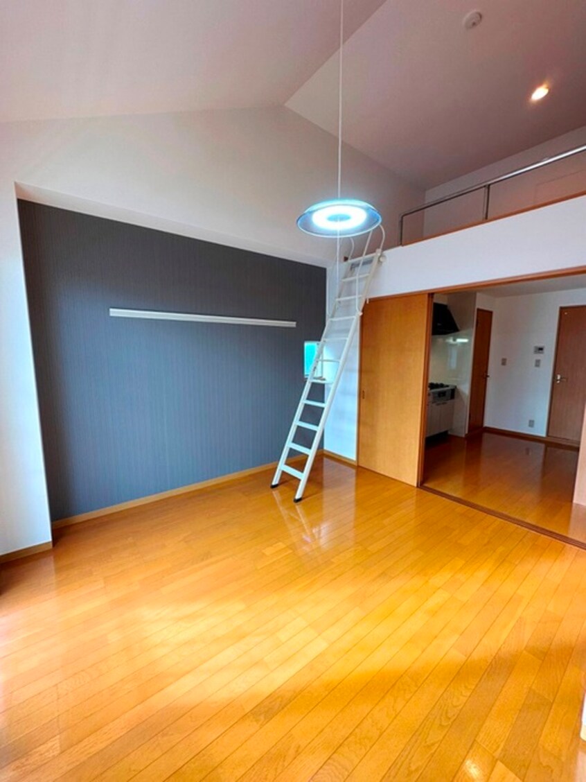 居室 エバ－パティオHA