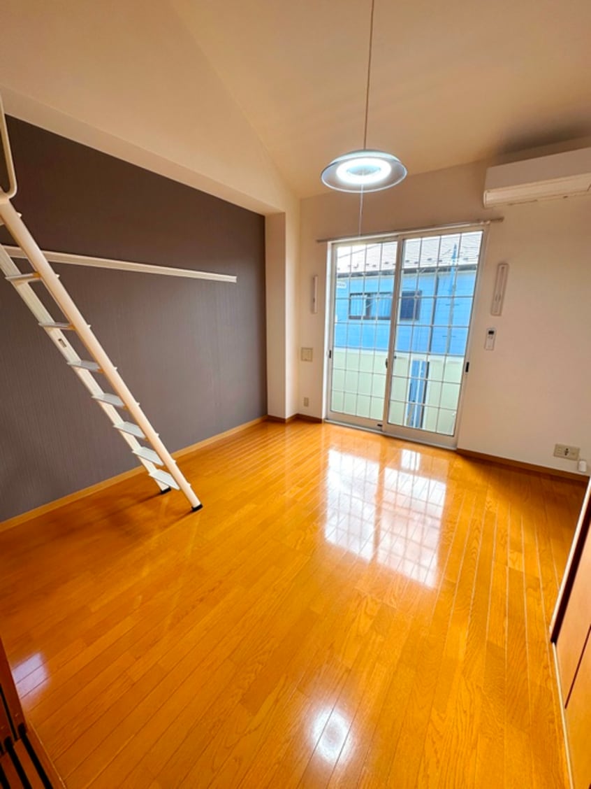 居室 エバ－パティオHA