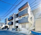 グラナーデ保木間の外観
