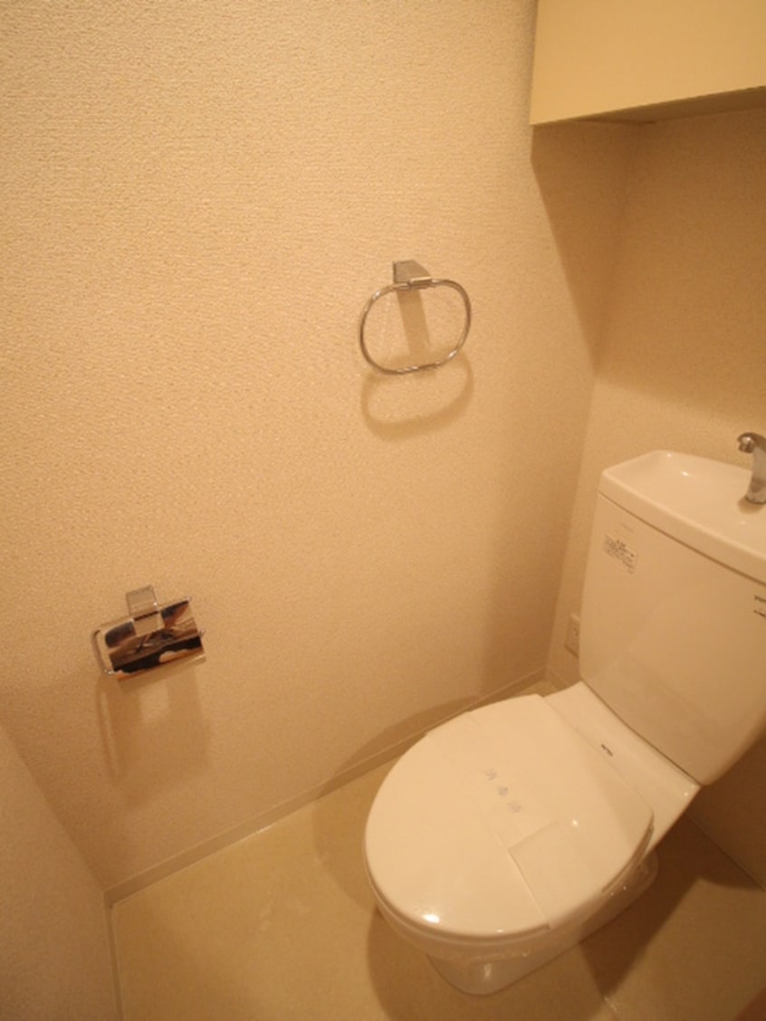 トイレ オ－ク・スクエア八幡山