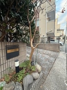 エントランス部分 グレ－スパピヨン