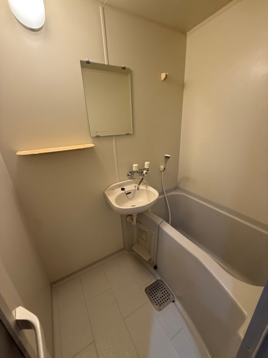 バス／シャワールーム等 グレ－スパピヨン