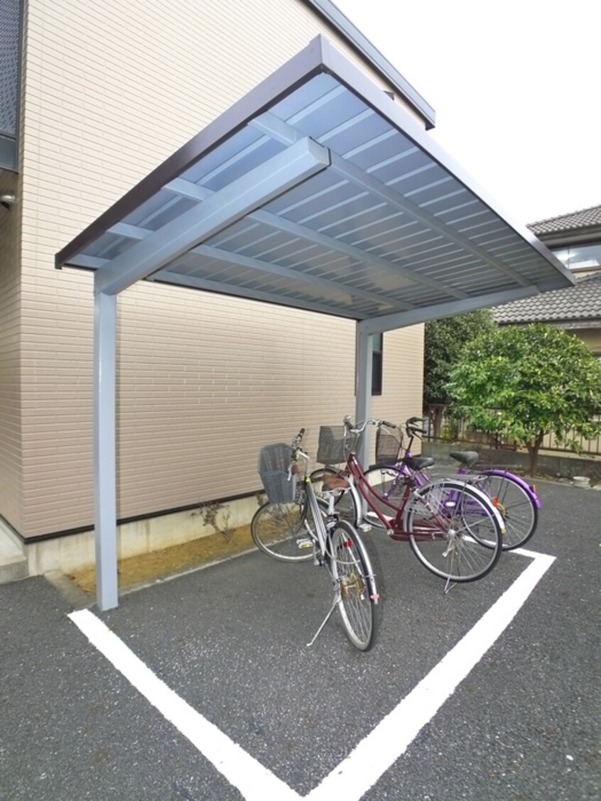 駐輪場 アムール　Ｃａｇｅ