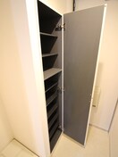 靴箱 リブリ･Ｅｓｐｏｉｒ　弐番館