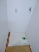 洗濯機置場 ハローズ稲毛