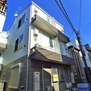 BONDS小台の外観