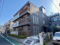 フラット・プラム