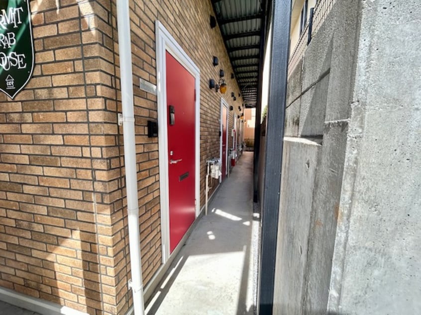 エントランス部分 ハーミットクラブハウスKCK菊名