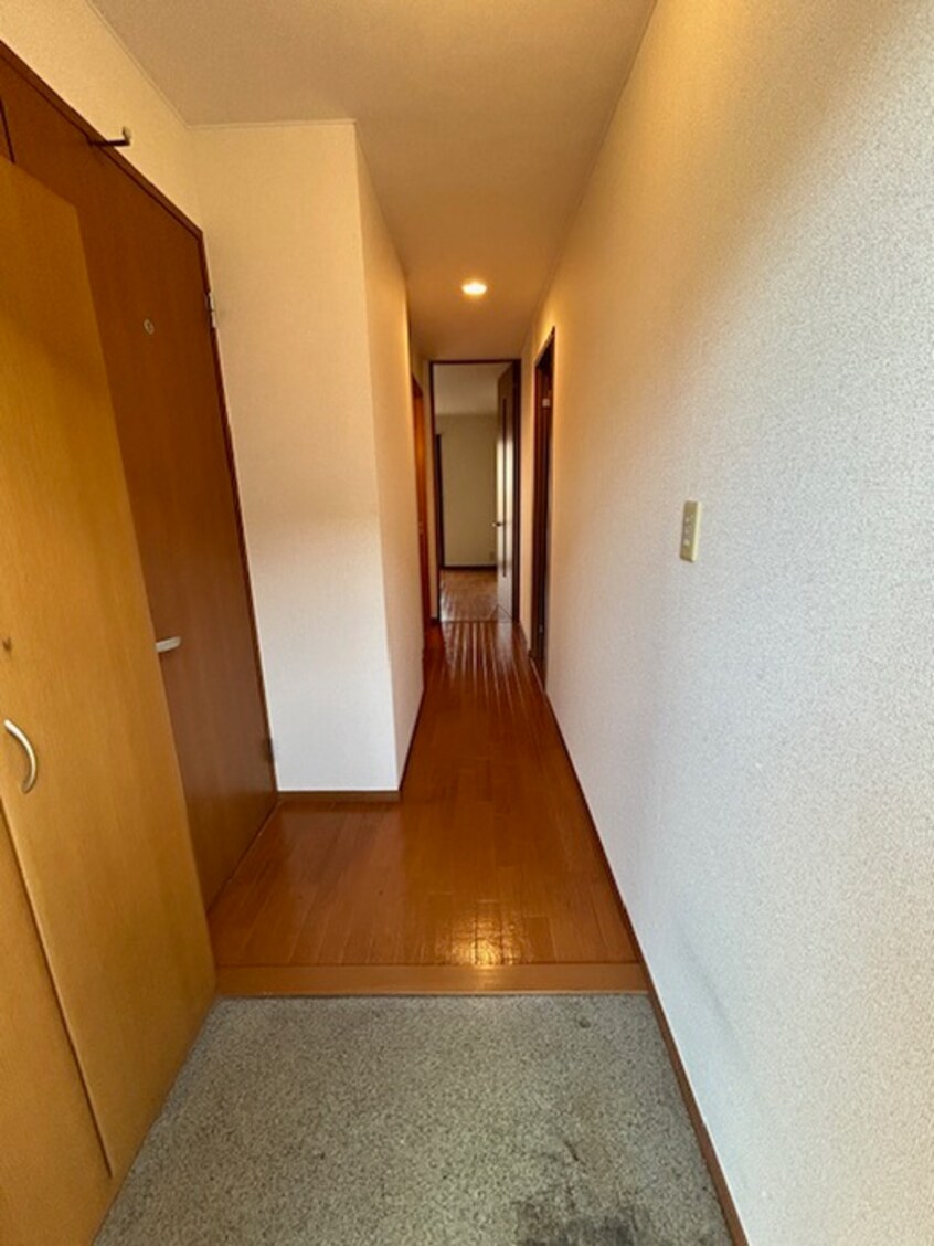 玄関 リバーパークＡ