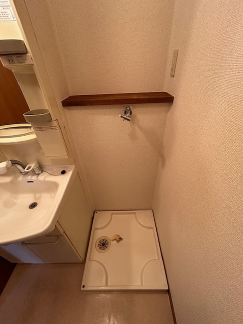 洗濯機置場 リバーパークＡ