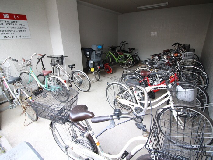 駐輪場 ＥＸＩＶ練馬