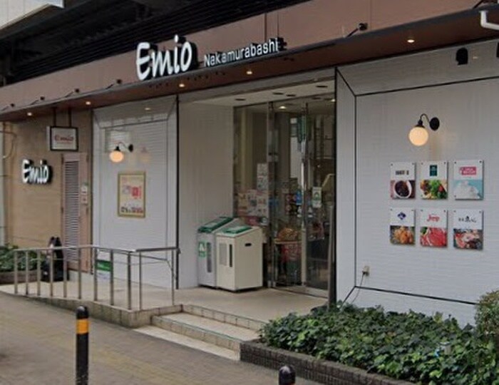 エミオ(ショッピングセンター/アウトレットモール)まで400m ＥＸＩＶ練馬
