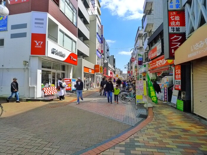 商店街(スーパー)まで1400m 岩渕コーポ