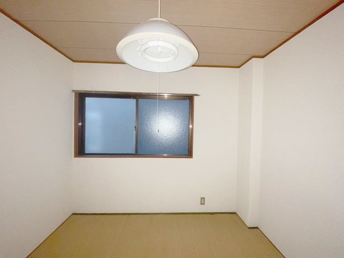 居室 岩井マンション