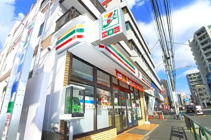 セブンイレブン南小岩店(コンビニ)まで271m 岩井マンション