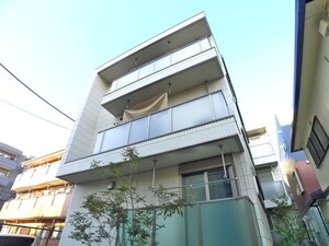ＦＩＯＲＥ　ＴＯＭＩＨＡＭＡ