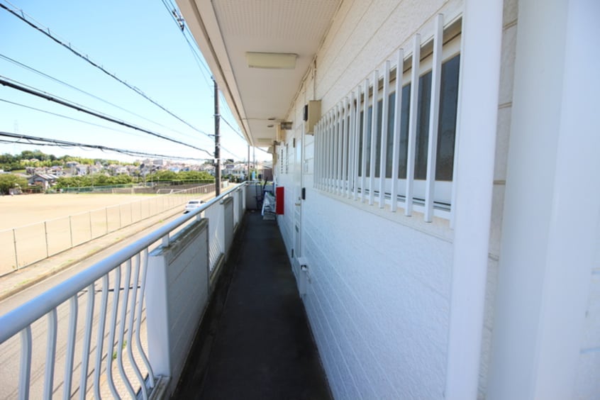 エントランス部分 エステ－トＳＫ１