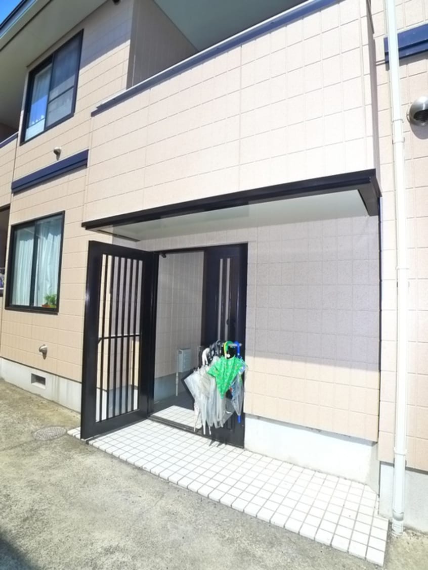 エントランス部分 ヴィレッヂパルＣ棟