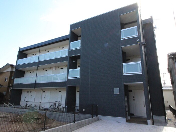 外観写真 リブリ　草柳