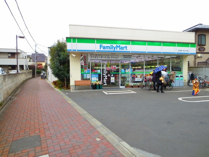 ファミリーマート杉並堀ノ内三丁目店(コンビニ)まで98m ポラ－ノ東高円寺