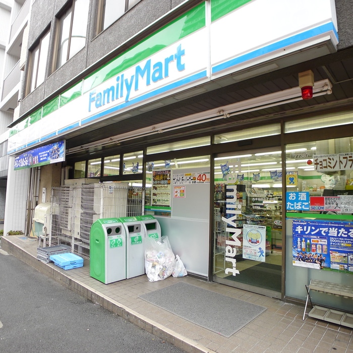 ファミリーマート(コンビニ)まで166m ル－ク西早稲田