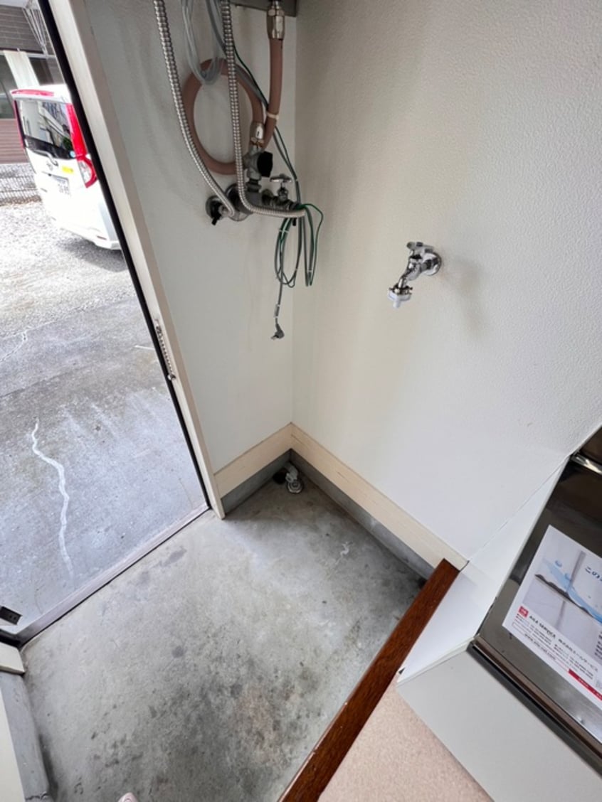 洗濯機置場 ｻﾝﾗｲﾌﾏﾝｼｮﾝ