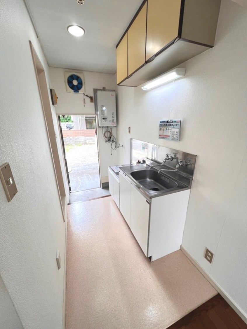 キッチン ｻﾝﾗｲﾌﾏﾝｼｮﾝ