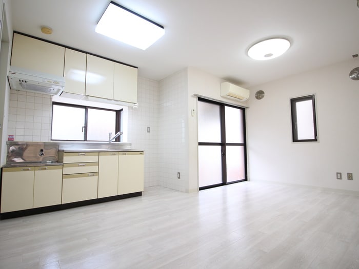 居室 マジェスティパレスＫＭ