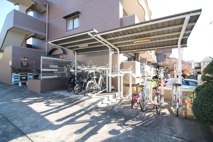 駐輪場 美しが丘グリ－ンプラザ