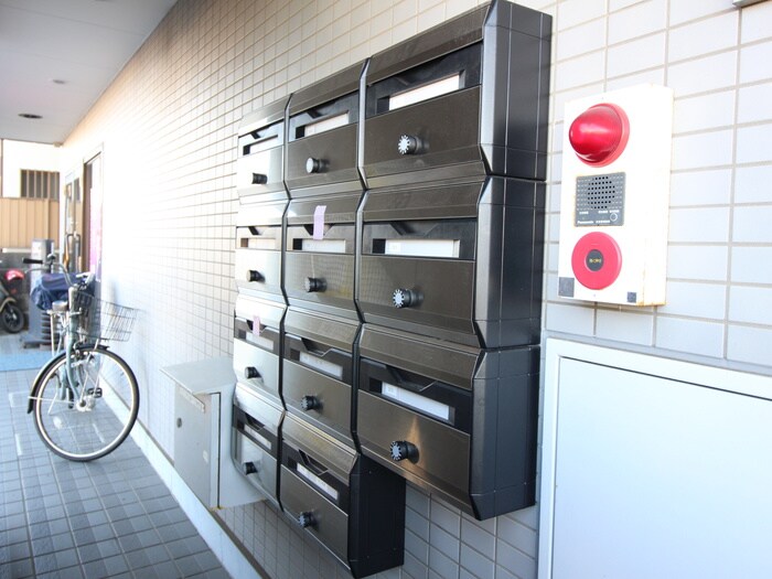 エントランス部分 アドバンスフジ