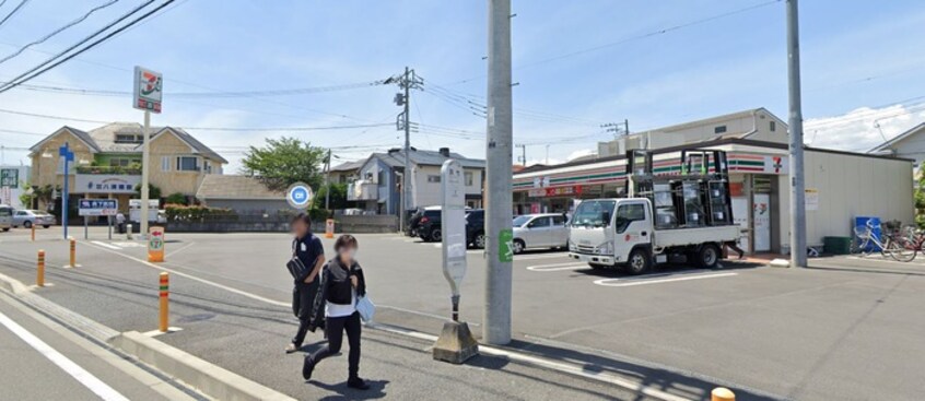 セブンイレブン 茅ヶ崎浜竹2丁目店(コンビニ)まで356m アドバンスフジ