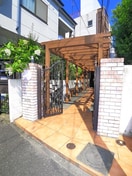 エントランス部分 ハロ－レジデンス東大前