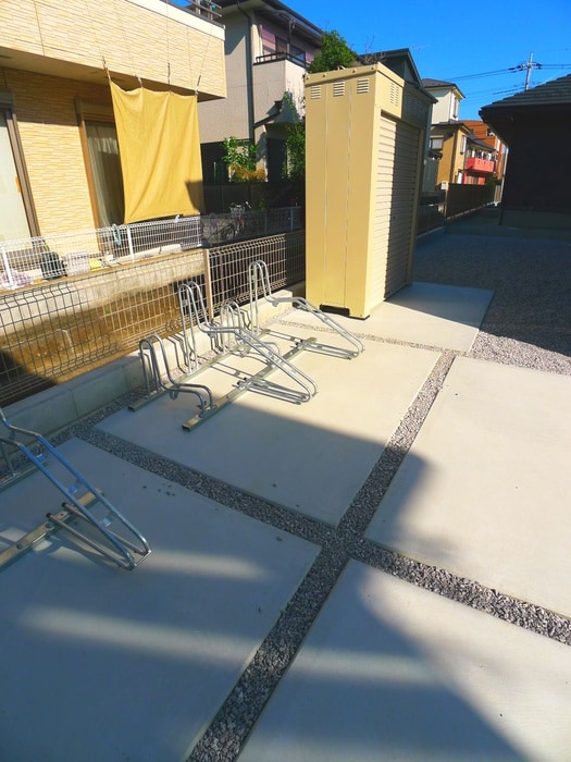 駐輪場 リーブルファイン中宗岡