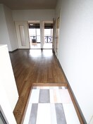 玄関 仲居ハイツⅢ