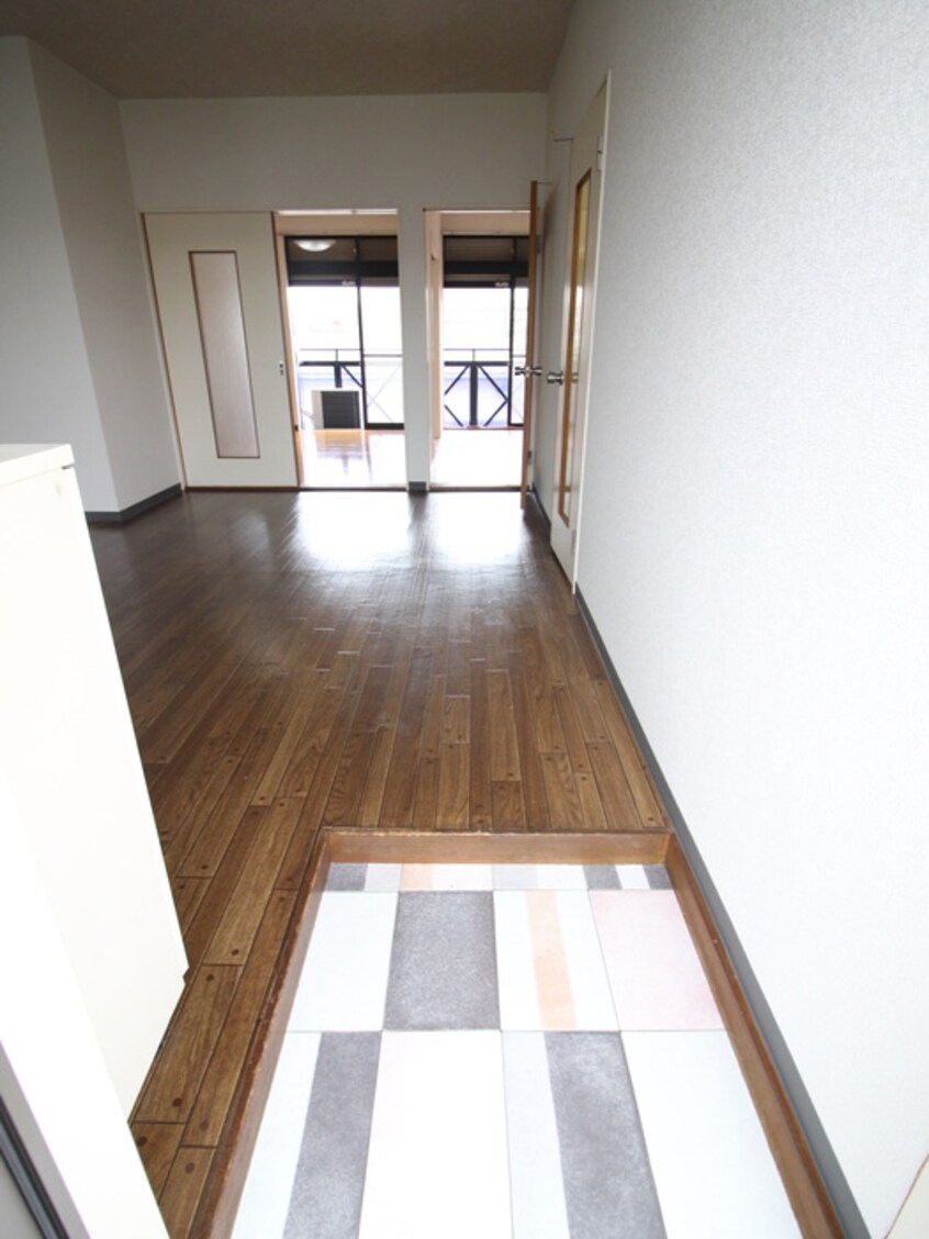 玄関 仲居ハイツⅢ