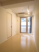 居室 レジディア三越前