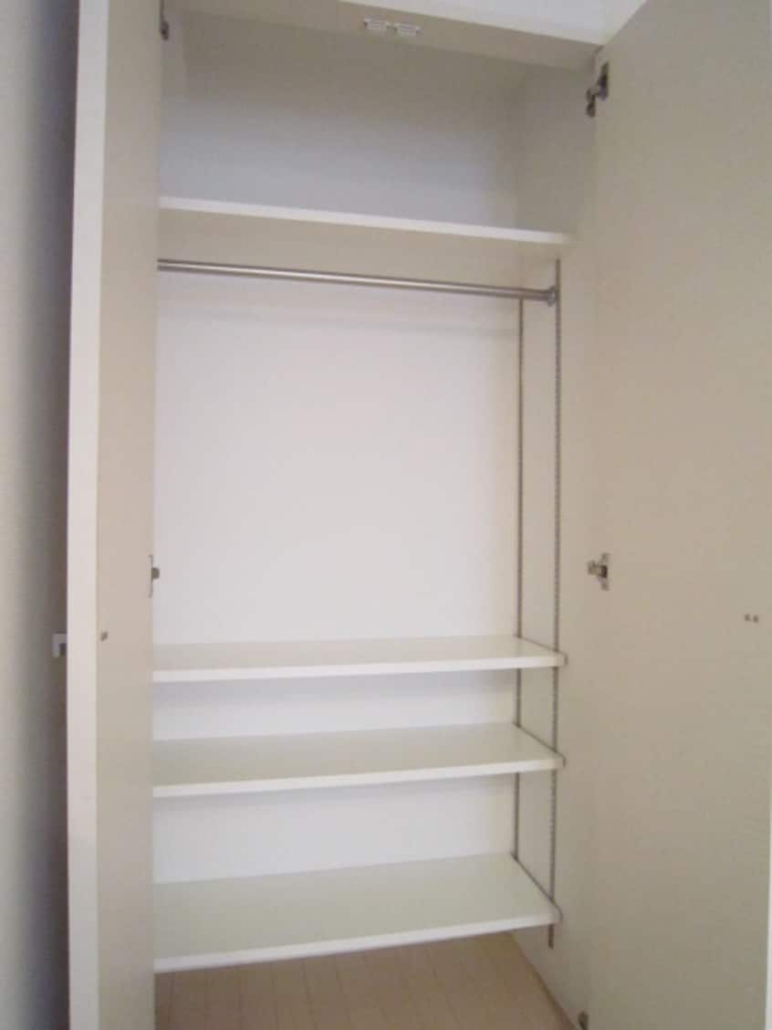 収納 レジディア三越前